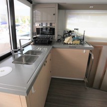 Fountaine Pajot Lucia 40