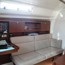 Hanse 385