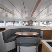Lagoon 380 S2
