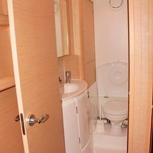 Lagoon 440