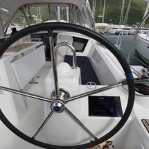 Beneteau Oceanis 35