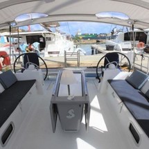 Beneteau Oceanis 48