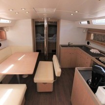 Beneteau Oceanis 48