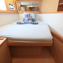 Lagoon 450 F
