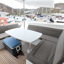 Lagoon 450 F