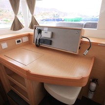 Lagoon 450 F