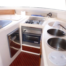 Fountaine pajot belize 43