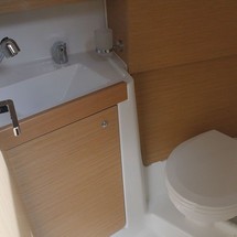 Beneteau Oceanis 35.1