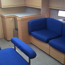 Dufour 512