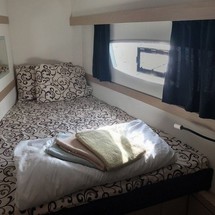 Fountaine Pajot Lucia 40