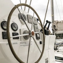 Fountaine Pajot Lucia 40