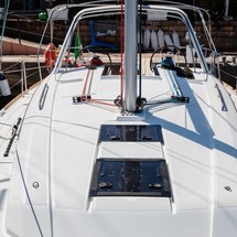 Beneteau Oceanis 38