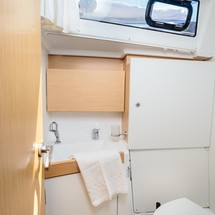 Beneteau Oceanis 38