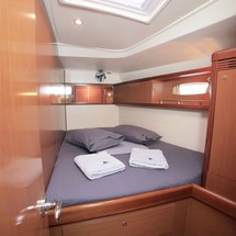 Beneteau Oceanis 54