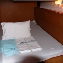 Jeanneau 53