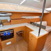 Jeanneau 53