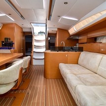 Jeanneau 53