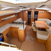 Jeanneau 53