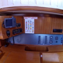 Dufour 365