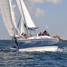 Hanse 370