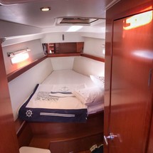 Beneteau Oceanis 43