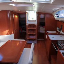 Beneteau Oceanis 43