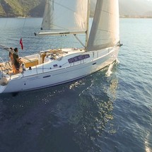 Beneteau Oceanis 43