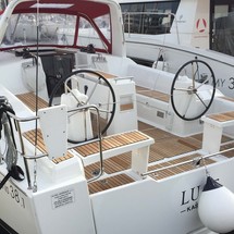 Beneteau Oceanis 38