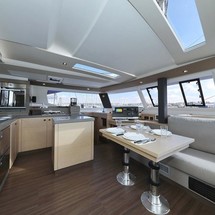 Fountaine Pajot Saona 47