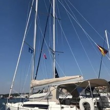 Dufour 360