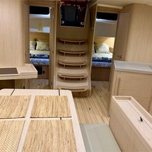 Beneteau Oceanis 46