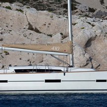 Dufour 410