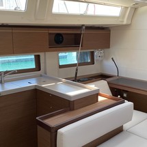 Beneteau Oceanis 51.1