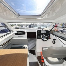 Beneteau Antares 8