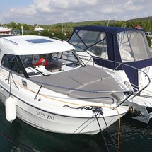 Beneteau Antares 8