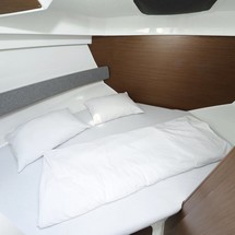 Beneteau Antares 8