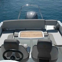 Jeanneau Cap Camarat 7.5