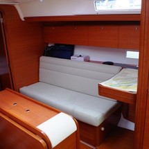 Dufour 350