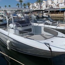 Jeanneau Cap Camarat 7.5 CC