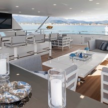 Benetti Veloce 140