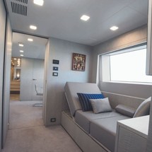 Benetti Veloce 140