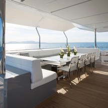 Benetti Veloce 140