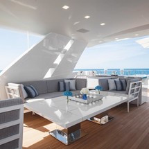 Benetti Veloce 140