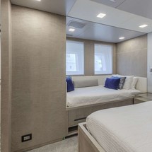 Benetti Veloce 140