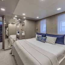 Benetti Veloce 140