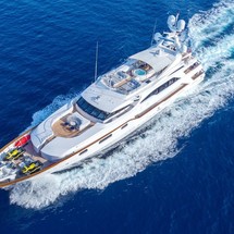 Benetti 100