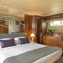 Falcon Yachts 100