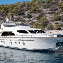 Falcon Yachts 86