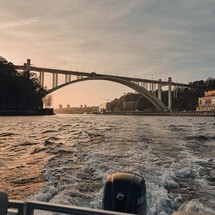 Sun Tracker Party Barge 22 DLX