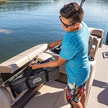 Sun Tracker Party Barge 22 DLX